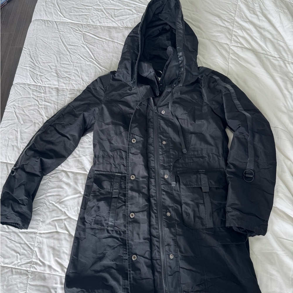 Blanc Noir Black Ski Jacket with Quilted Design